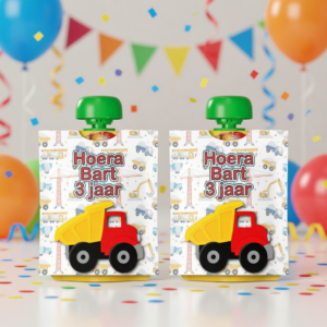 knijpfruit wikkel traktatie printable kiepwagen, gepersonaliseerd met naam en leeftijd