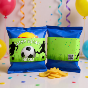Chips wikkel traktatie printable voetbal, gepersonaliseerd met naam en leeftijd